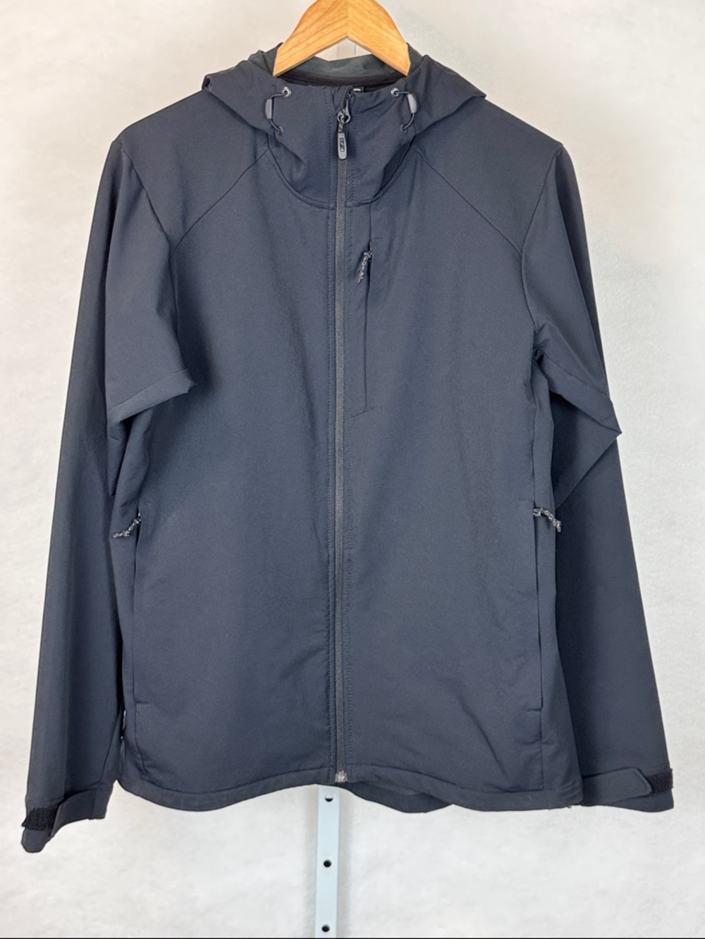 Kirkland Signature Men's Size Medium Black Hooded Soft Shell Hooded Rain Jacket